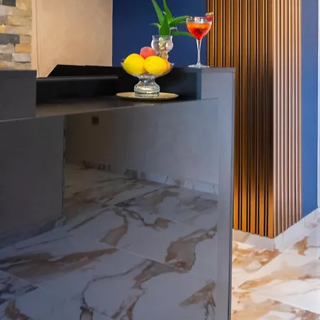 Otel Enika 3*