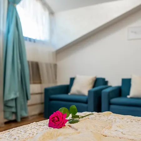 Otel Enika 3*